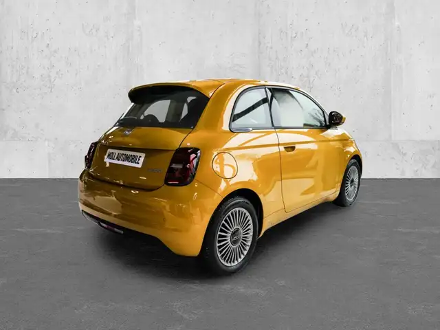 Fiat 500 view 2