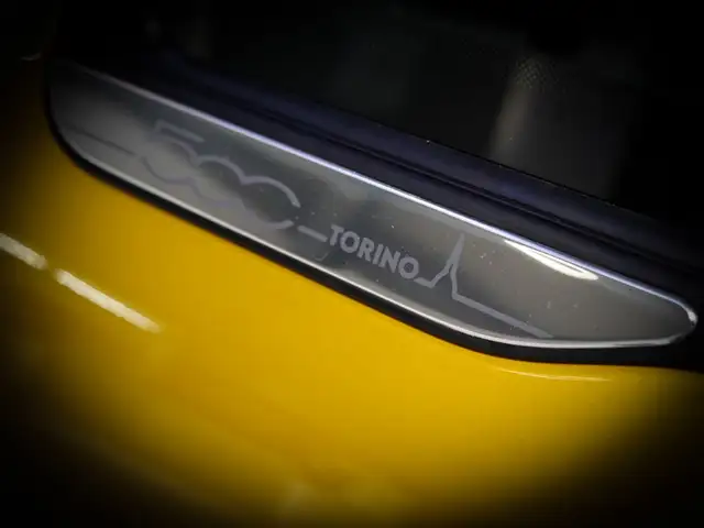 Fiat 500 view 12