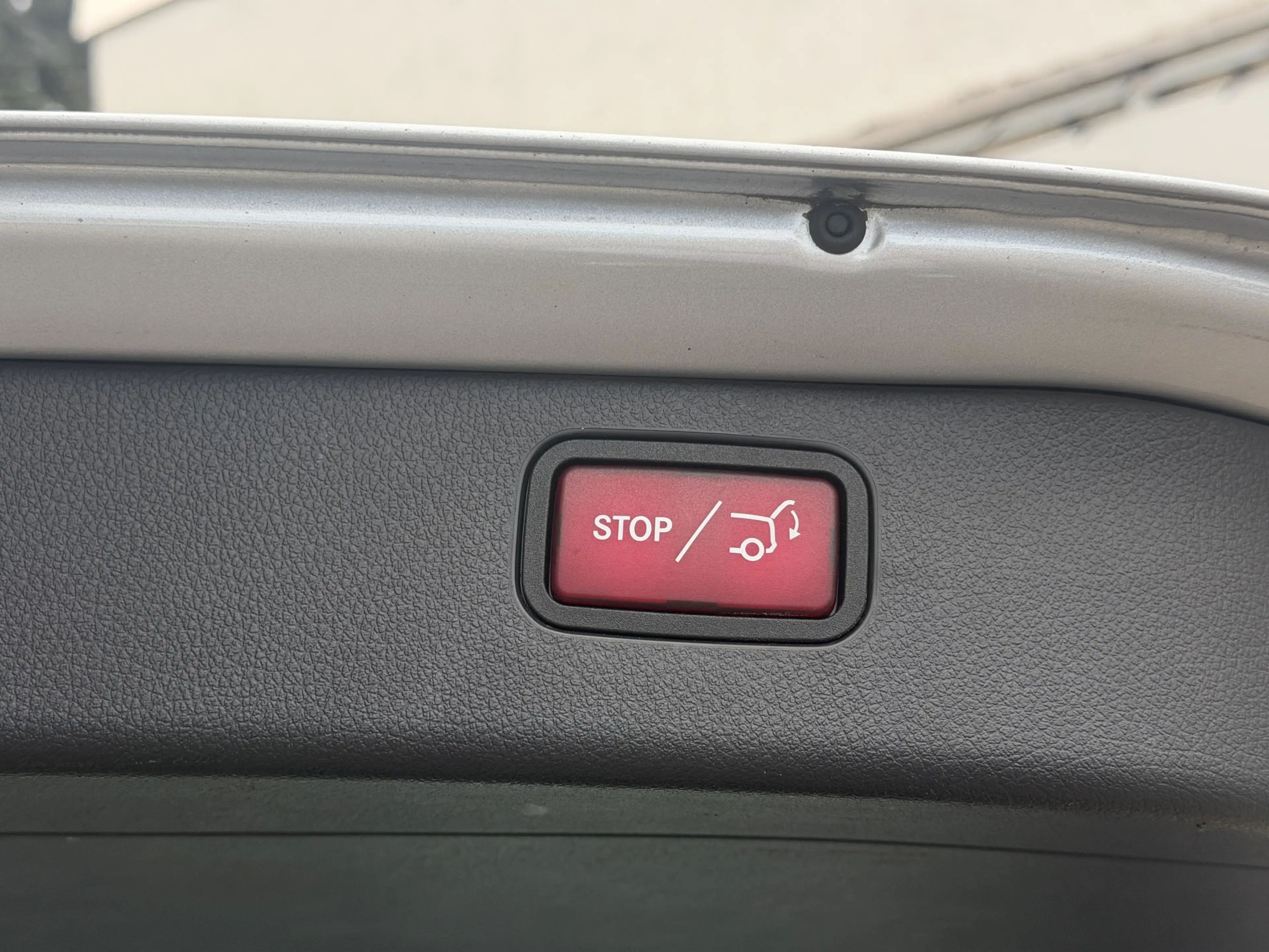 Mercedes-Benz C 200 200 d T 9G-TRONIC | RFK | LED | DAB — photo 7