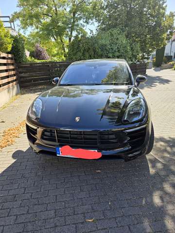 Imagine Porsche Macan GTS PDK