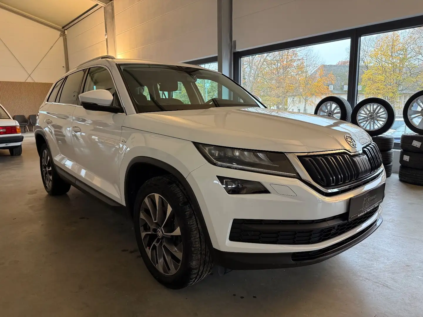 Skoda Kodiaq 2.0 TDI Drive 125 4x4 LED/ACC/AHK/SHZ/Kam Blanc - 2