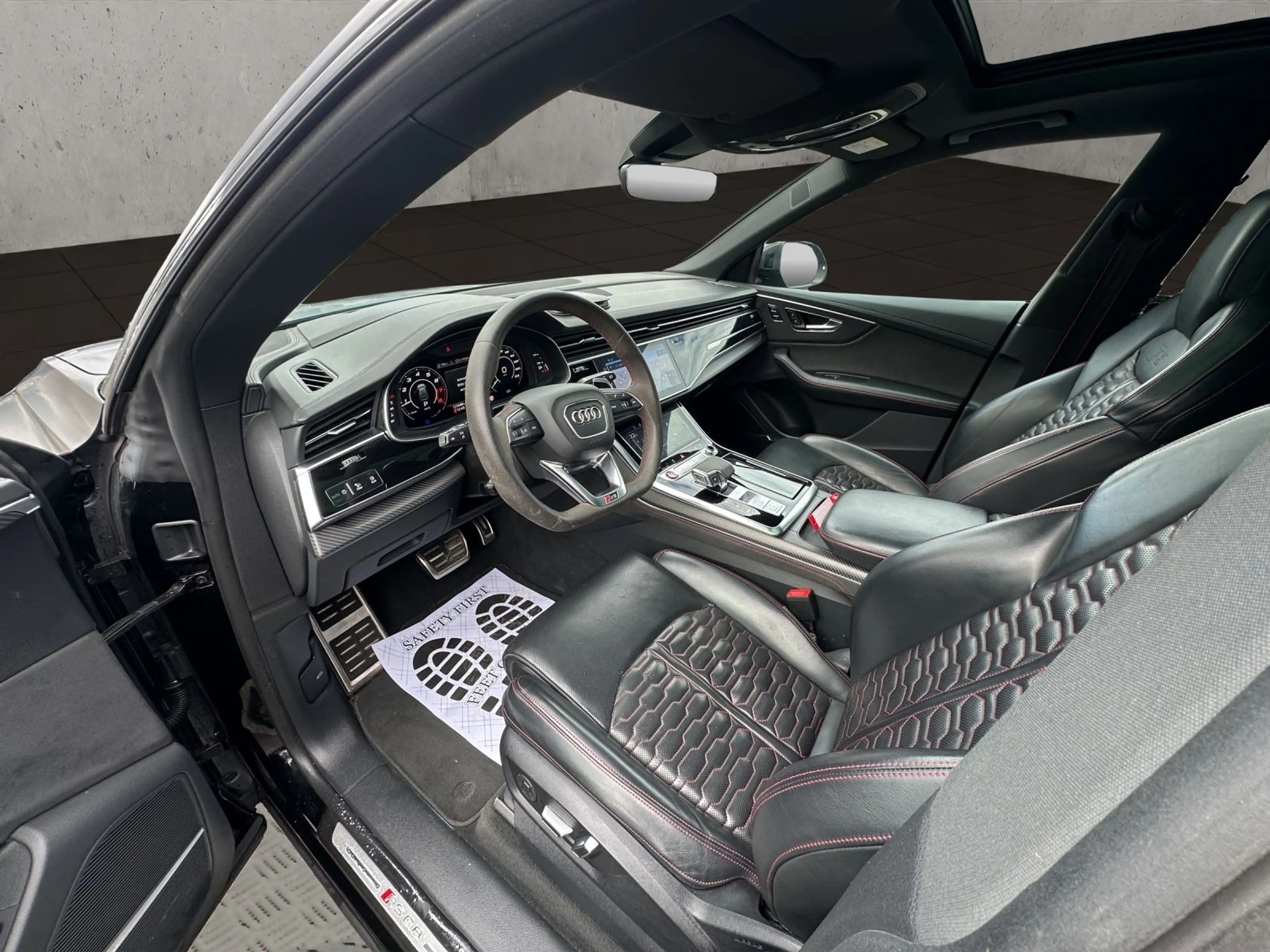 Audi RS Q8 RS Q8 4.0 TFSI quattro*Carbonpaket* — photo 7