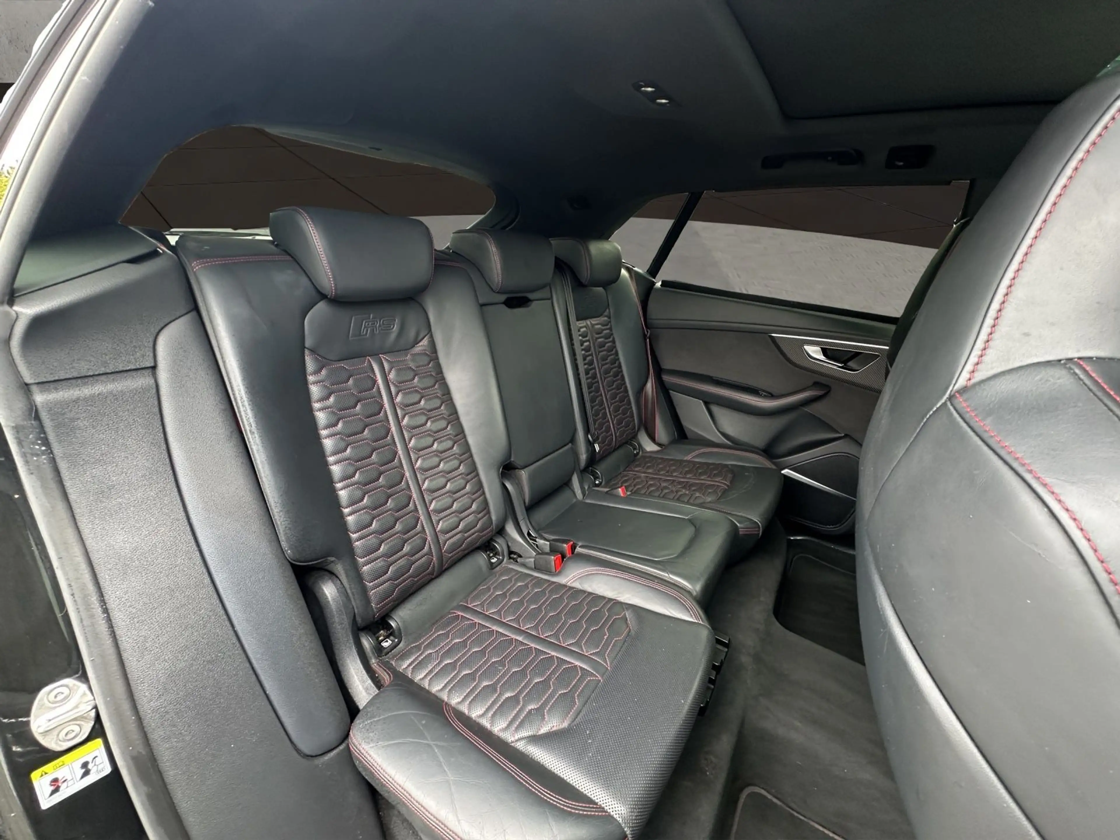 Audi RS Q8 RS Q8 4.0 TFSI quattro*Carbonpaket* — photo 13
