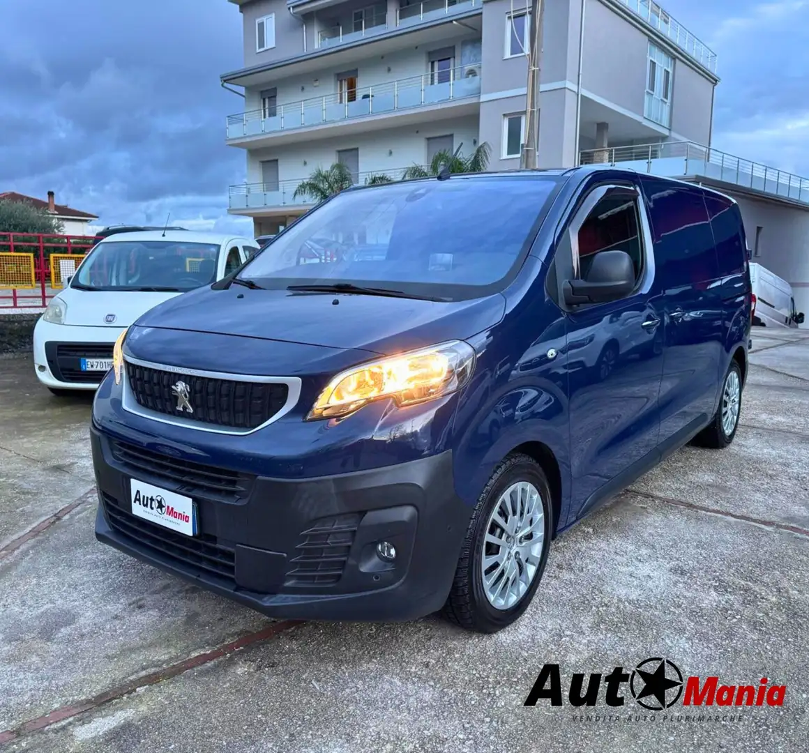 Peugeot Expert premium std S&S 180cv EAT8 Bleu - 1