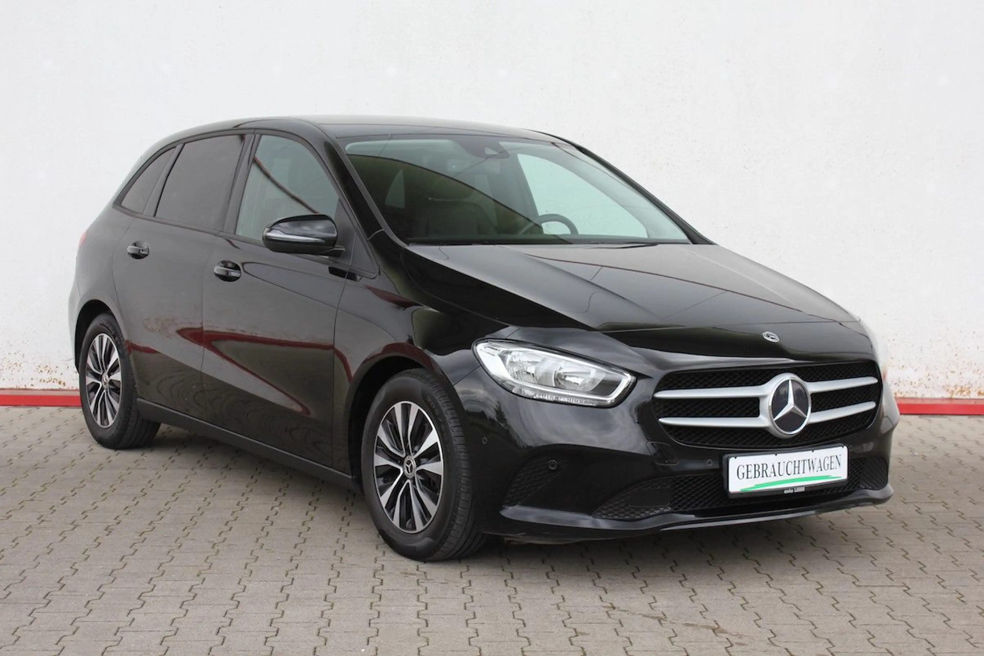 Mercedes-Benz B 160 WideScreen 458 Display 12.584.- € NETTO