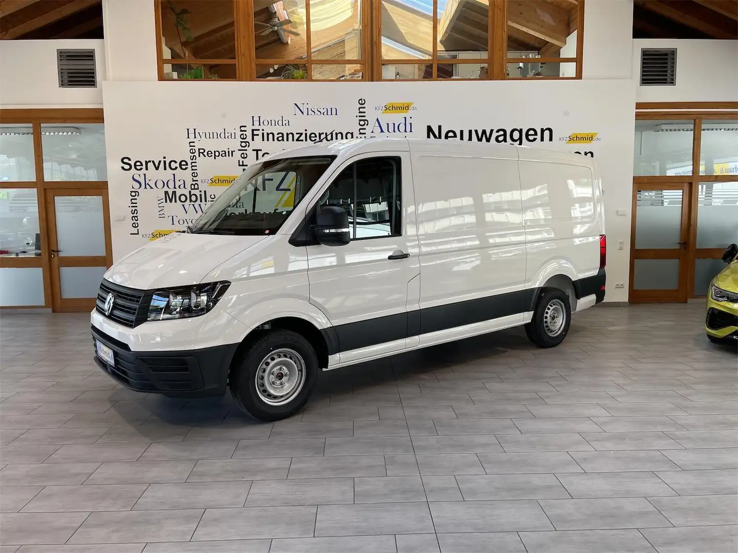 Volkswagen Crafter 2.0 TDI Kasten 30 mittellang FWD Weiß - 1