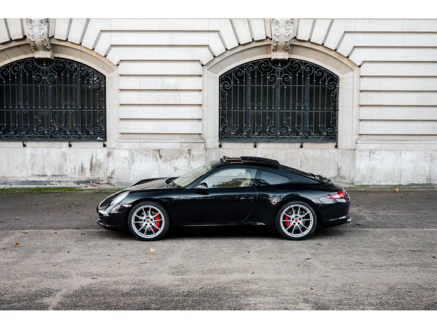 Porsche 911 3.8i - 400 - BV PDK  TYPE 991 COUPE Carrera S PHASE 1 Schwarz - 2