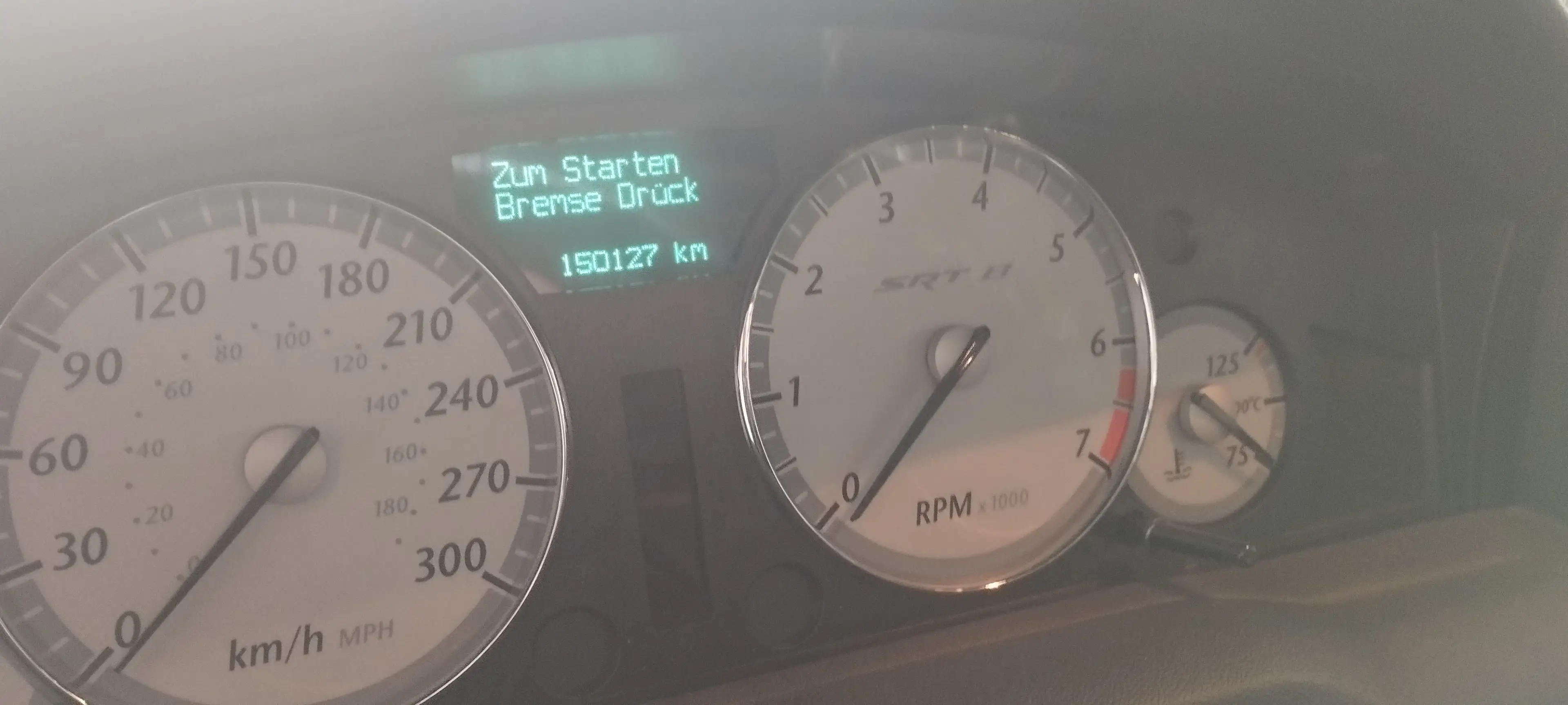 Chrysler 300C 6.1 SRT8 — photo 4