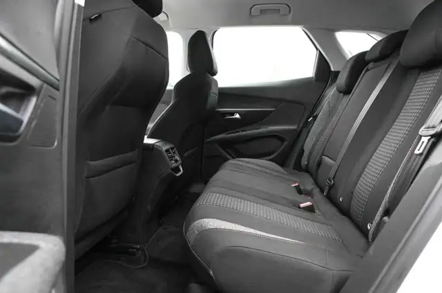 Peugeot 3008 view 15