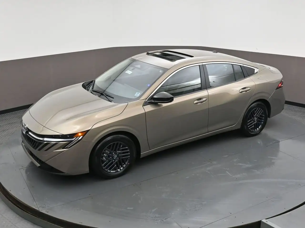 Nissan Sentra снимка Nissan Sentra