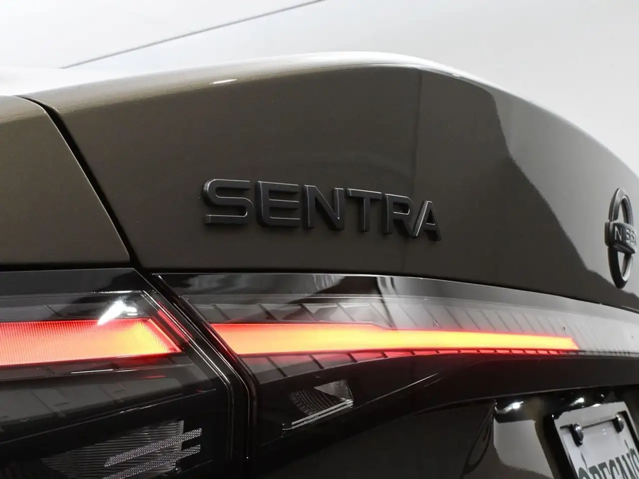 Nissan Sentra снимка Nissan Sentra