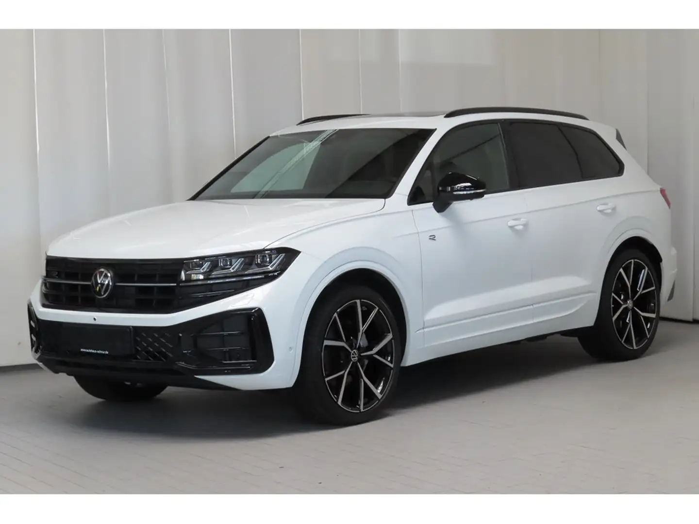 Volkswagen Touareg 3.0 V6 TDI R-Line 4Motion Weiß - 2
