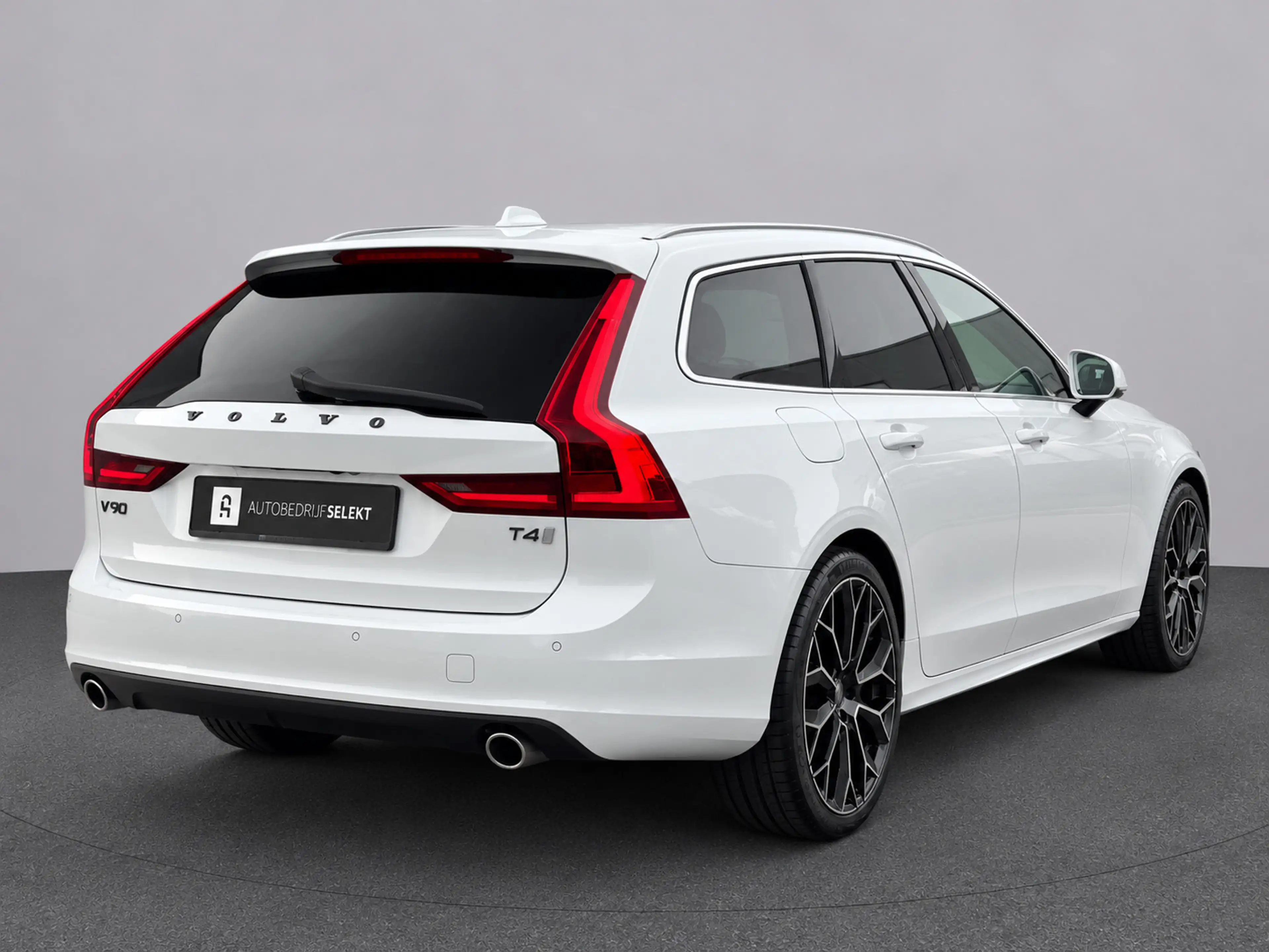 Volvo V90 2.0 T4 Inscription | Trekhaak | Head Up | Dodehoek — photo 2