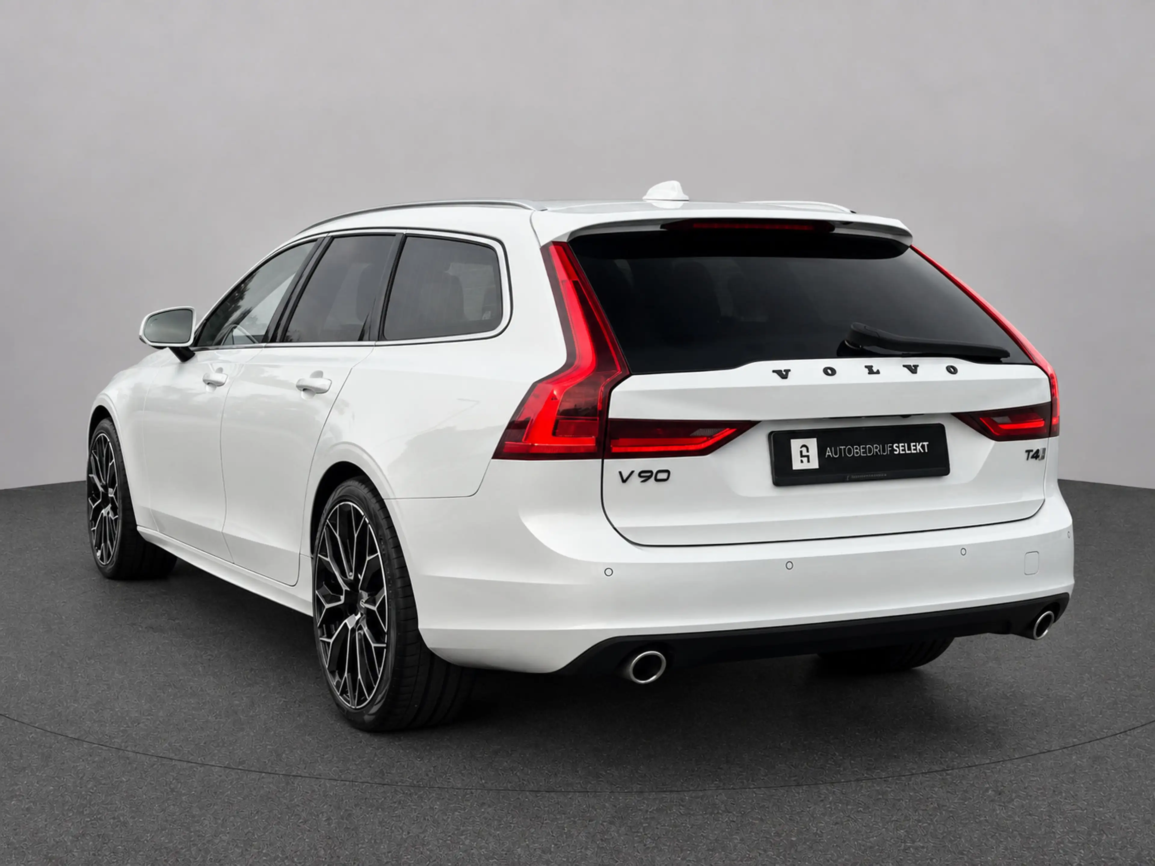 Volvo V90 2.0 T4 Inscription | Trekhaak | Head Up | Dodehoek — photo 13