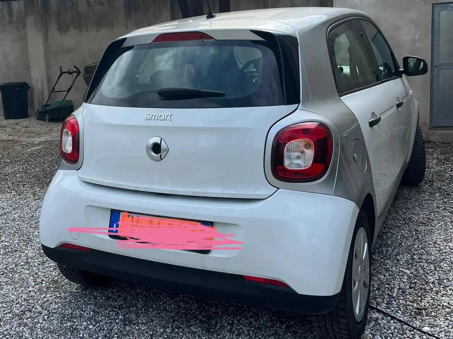 smart forFour Forfour II 2015 1.0 Youngster 71cv twinamic my18 Bianco - 1