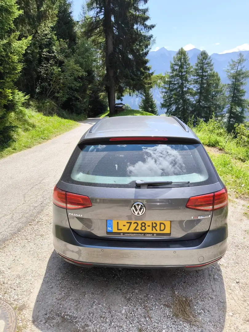 Volkswagen Passat 1.4 TSI ACT Highline Grijs - 2
