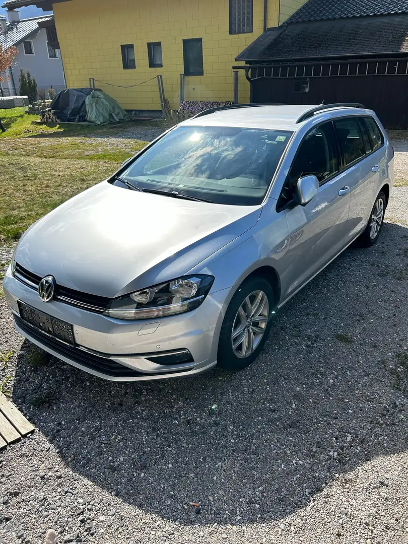 Volkswagen Golf Variant Highline 1,6 TDI SCR DSG - 1