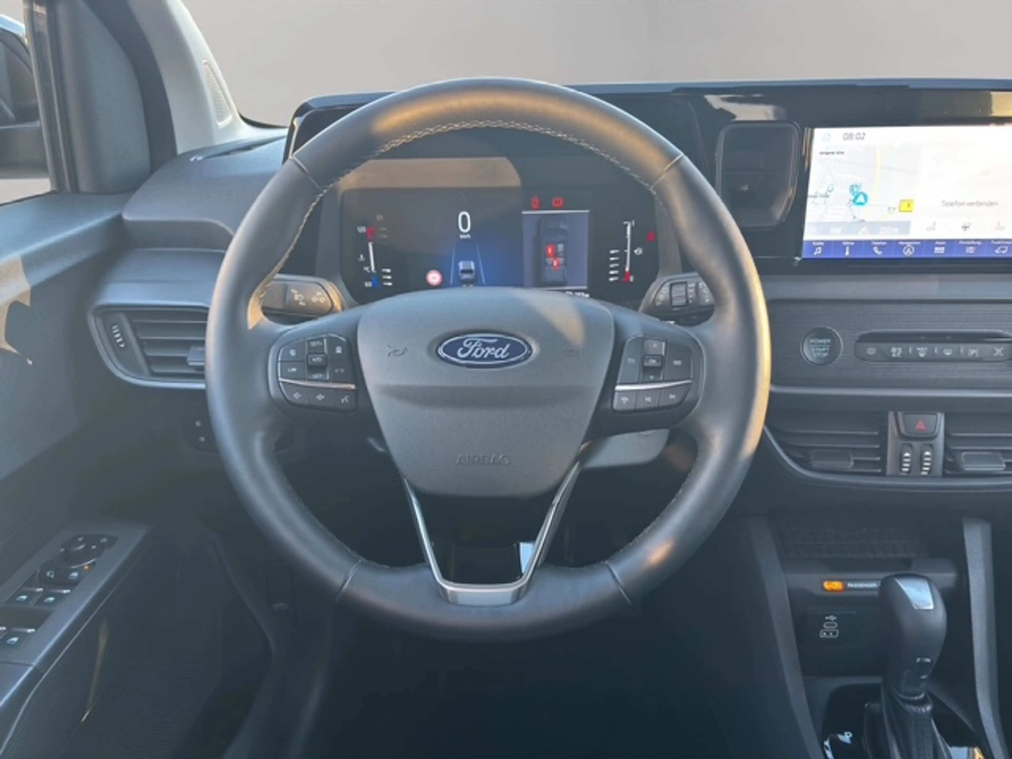 Ford Tourneo Courier Titanium Fahrerassistenz-Paket 3 — photo 14