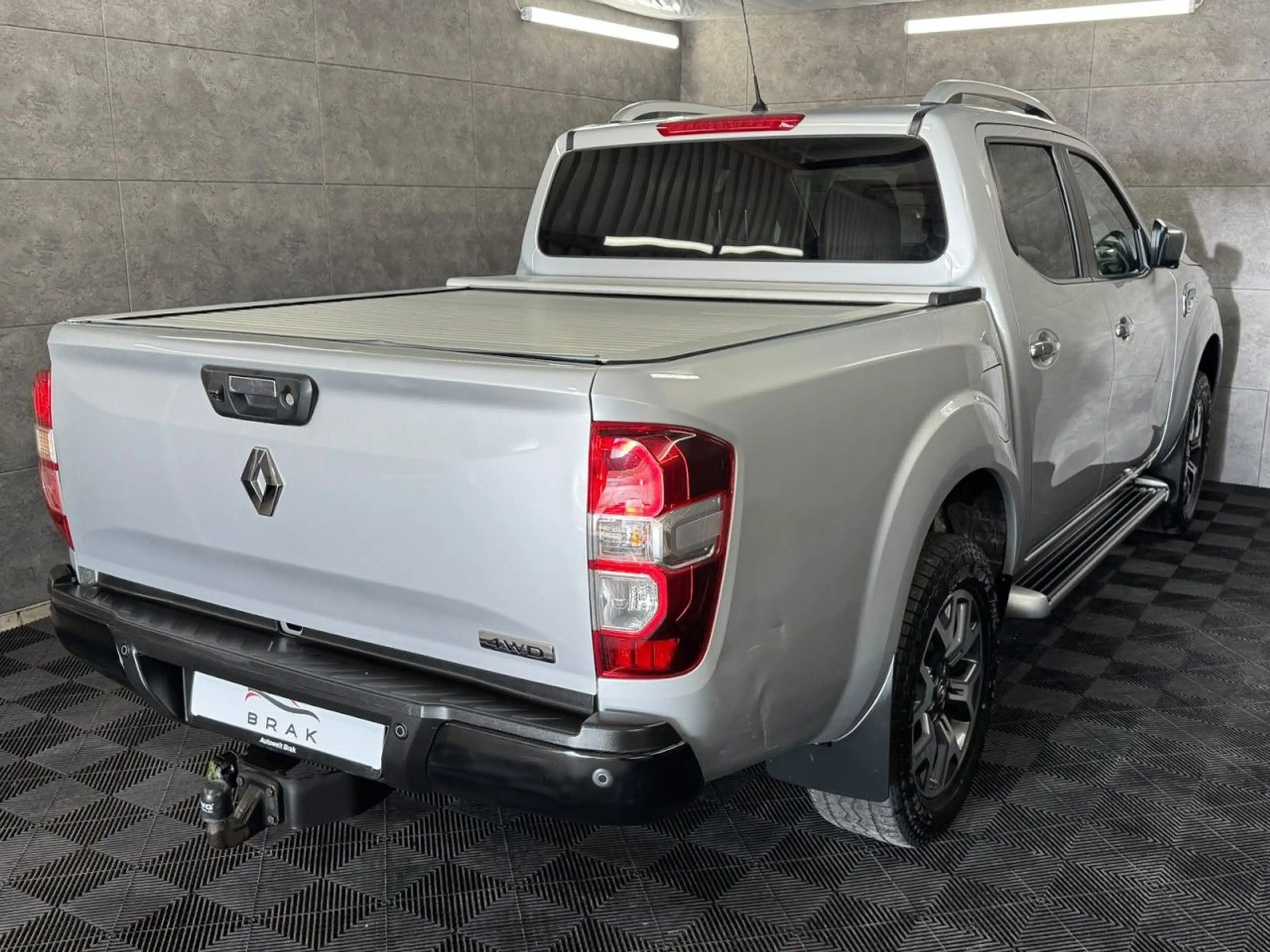 Renault Alaskan Intens Double Cab 4x4 Aut*Navi*LED*Tempo — photo 4