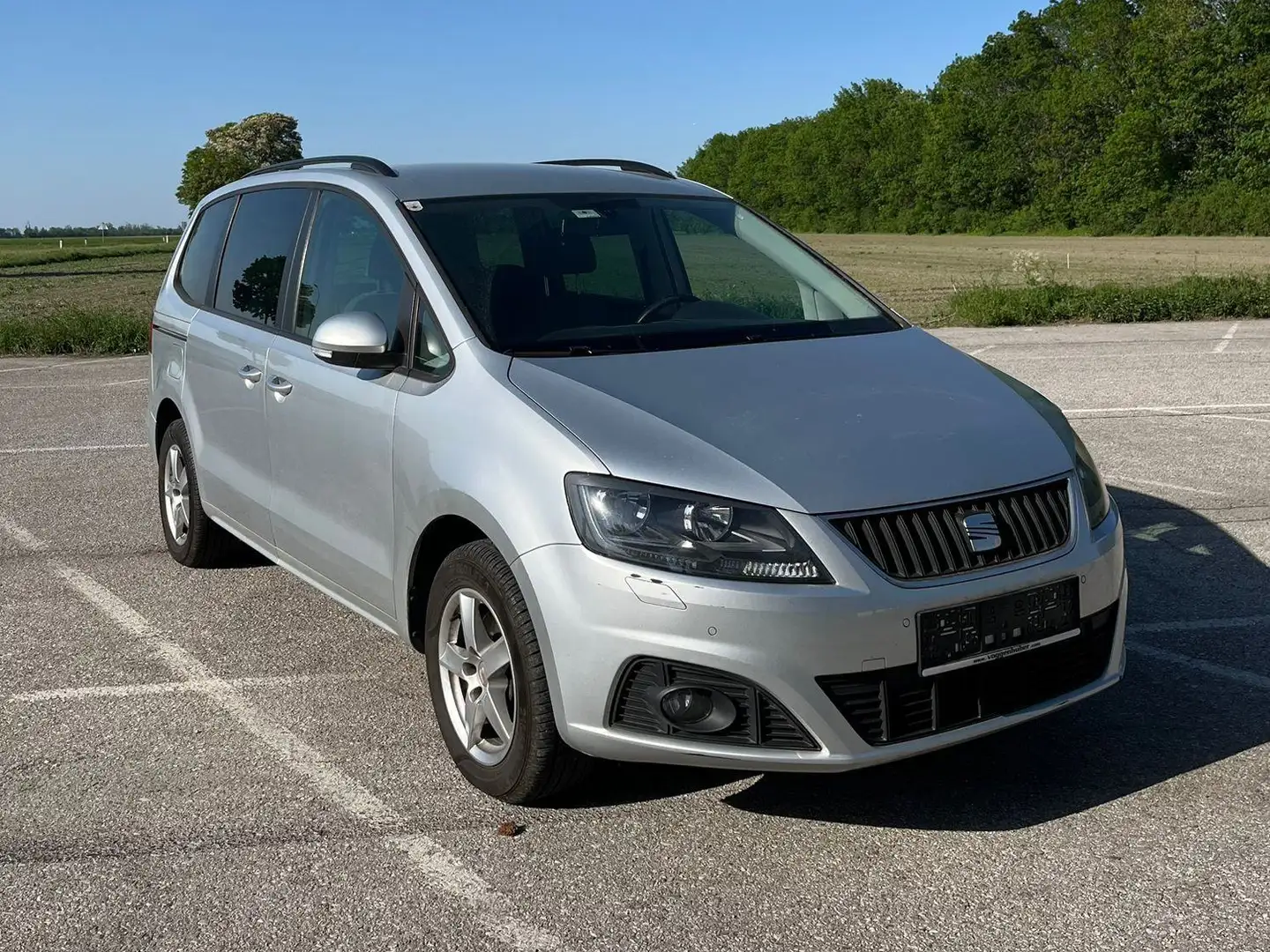 SEAT Alhambra Reference 2,0 TDI CR 4WD DPF Silber - 1