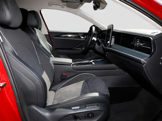 Volkswagen Passat view 9