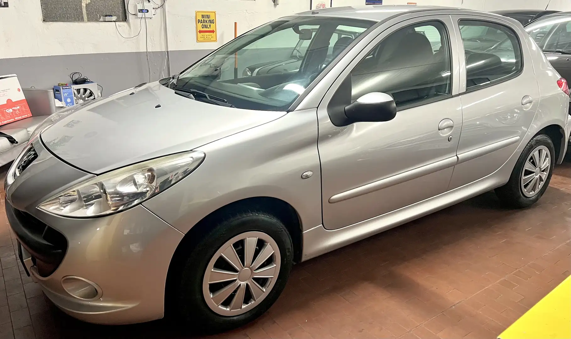 Peugeot 206 Plus 5p 1.1 benzina €5 OK NEOPATENTATI full!!! - 1