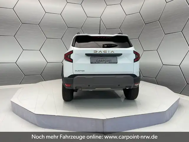 Dacia Duster view 4