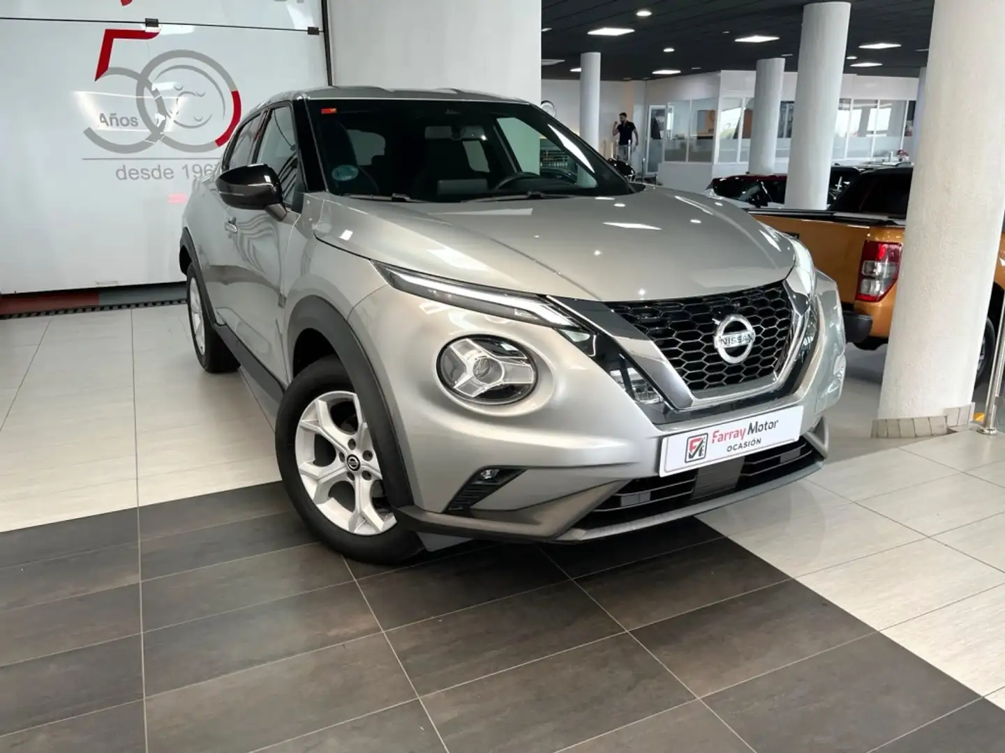Nissan Juke 1.0 DIG-T N-Connecta 4x2 114 Plateado - 2