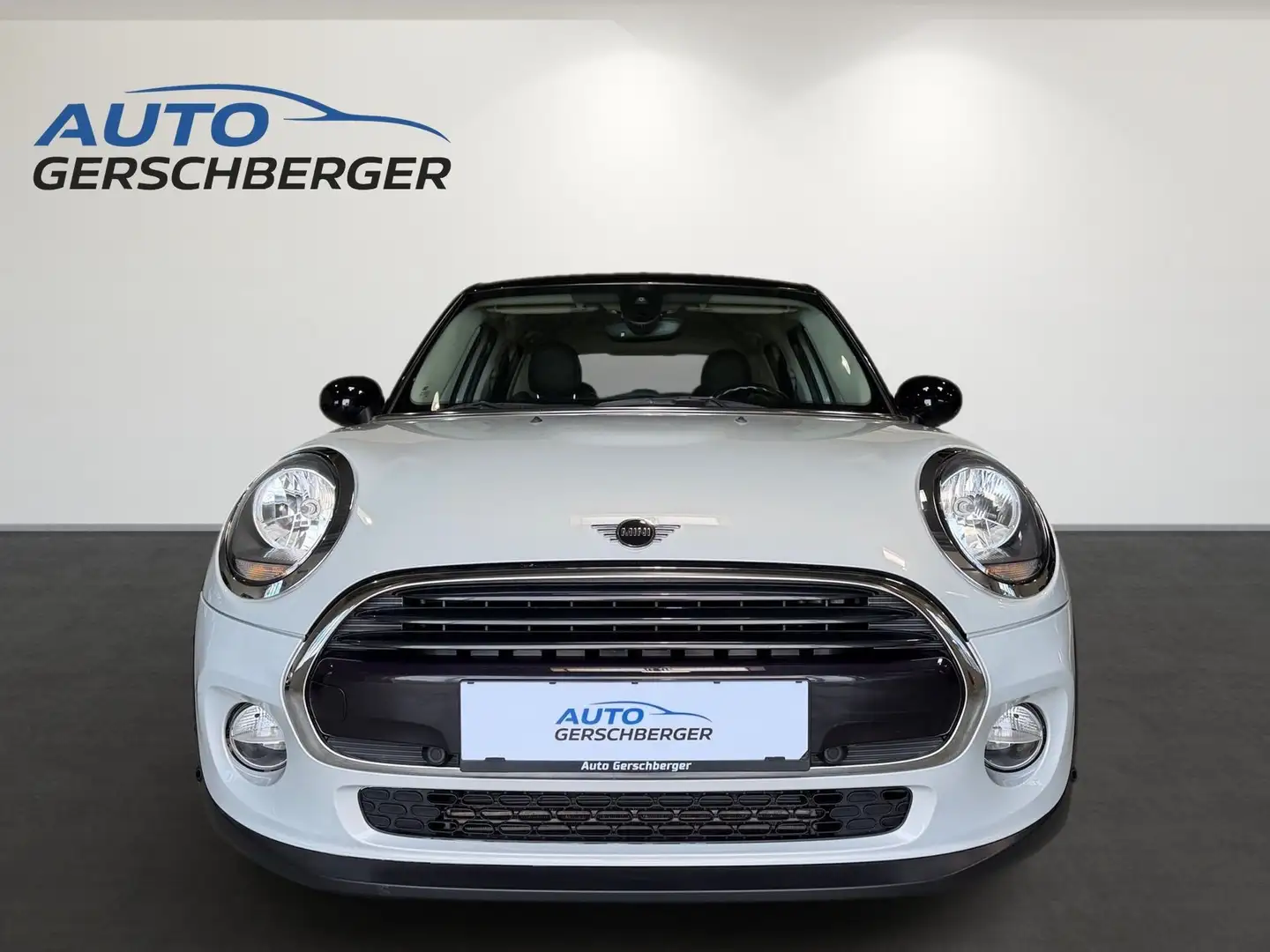MINI Cooper 1.5 Aut, NAV, RFK, SHZ, Leder Silber - 2