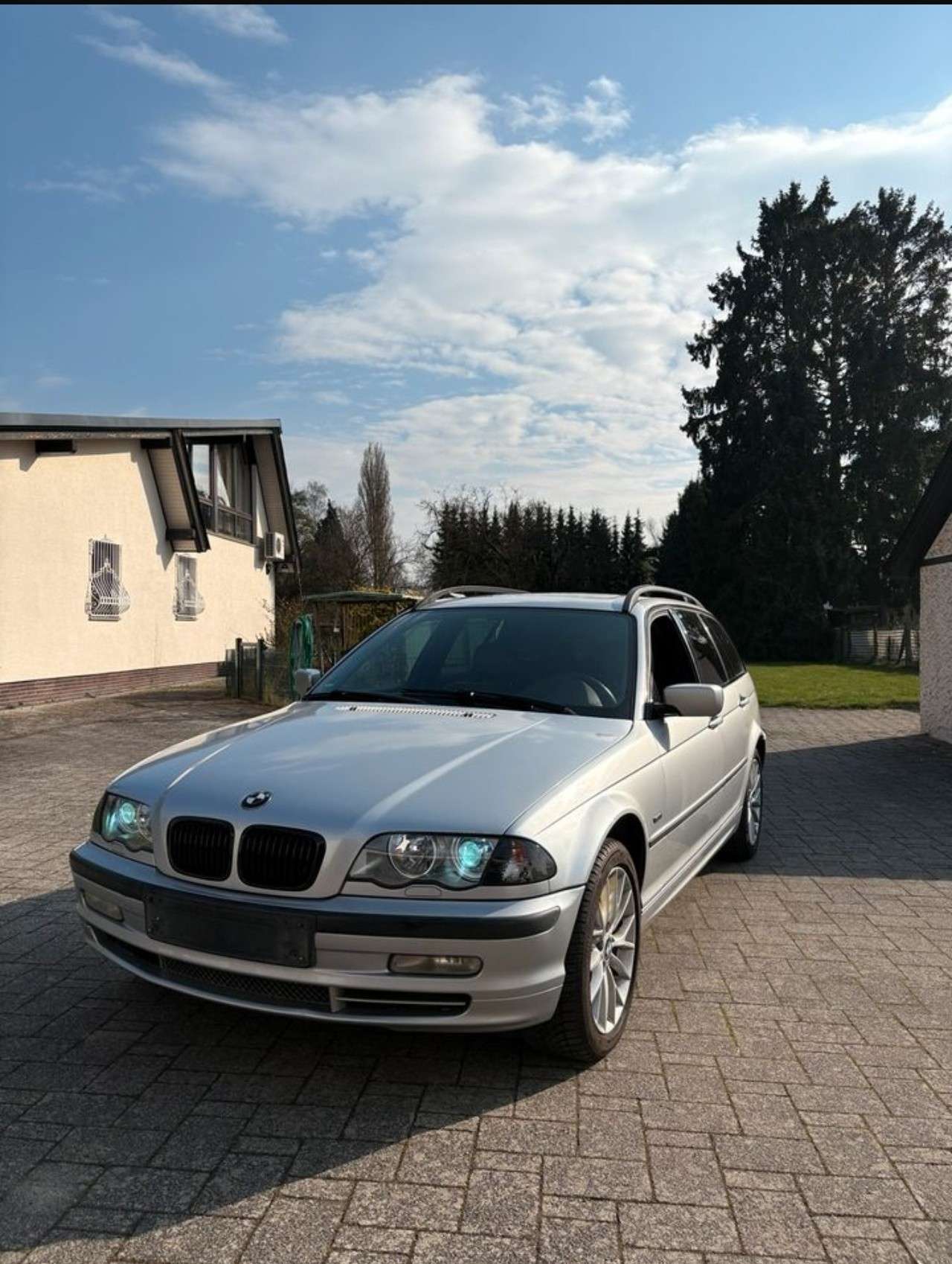 Second hand Bmw 3 Series 