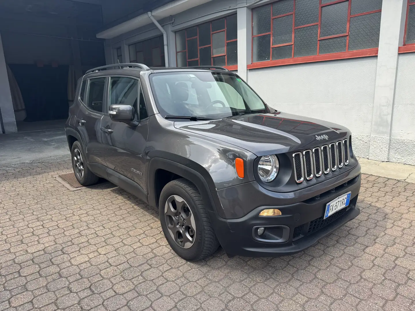 Jeep Renegade 1.6 mjt Business fwd 120cv auto - 2
