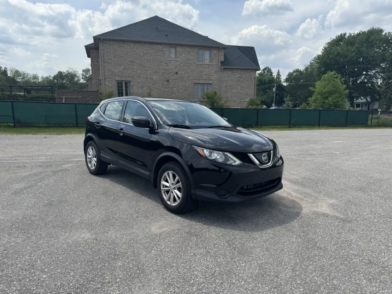 Nissan Qashqai снимка Nissan Qashqai