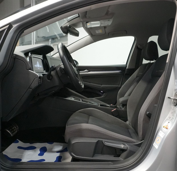 Volkswagen Golf VIII Variant Alltrack 4Motion 2.0 TDI*AHK* — photo 8
