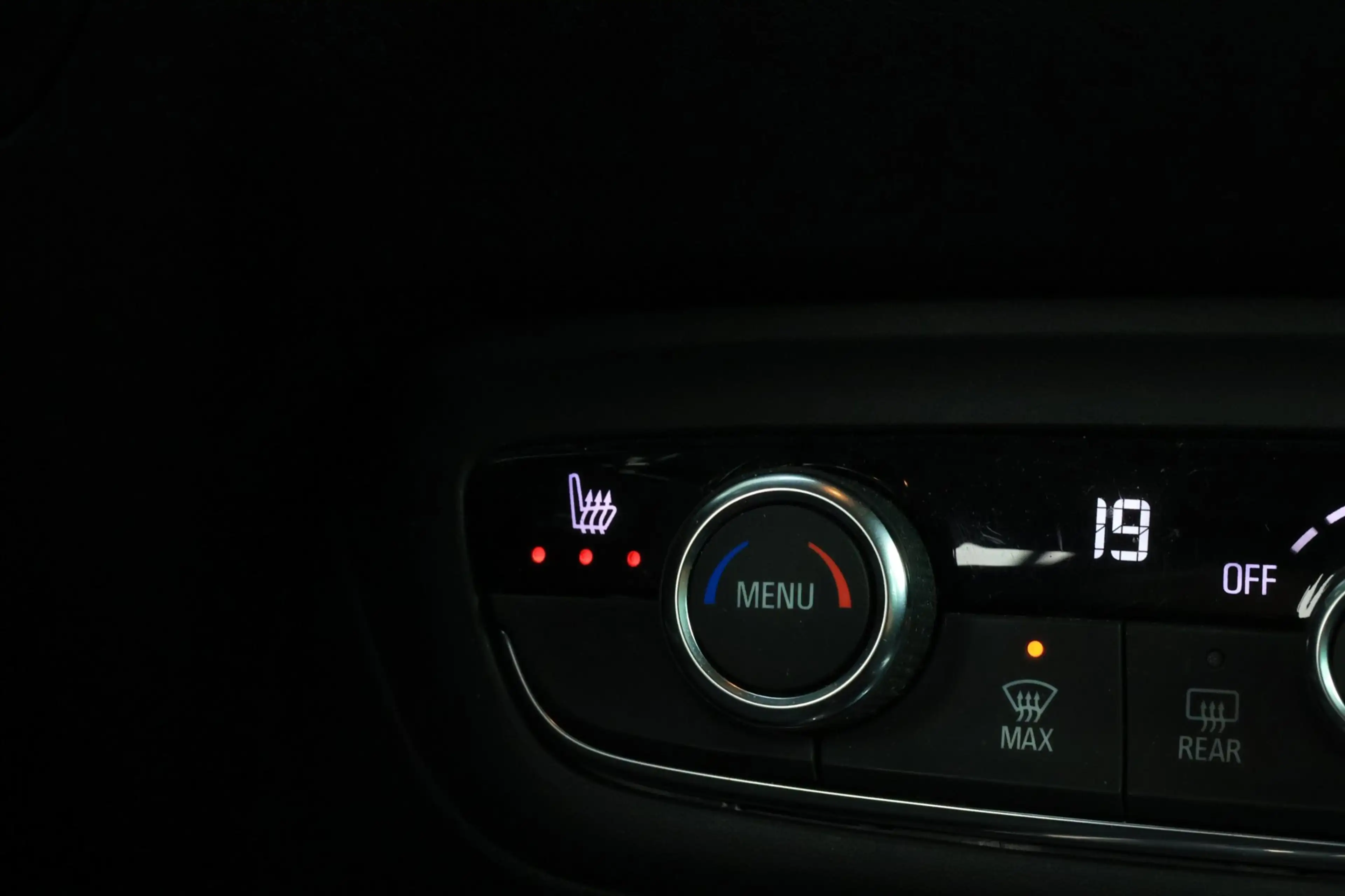Opel Crossland X 1.2 Turbo Innovation — photo 16