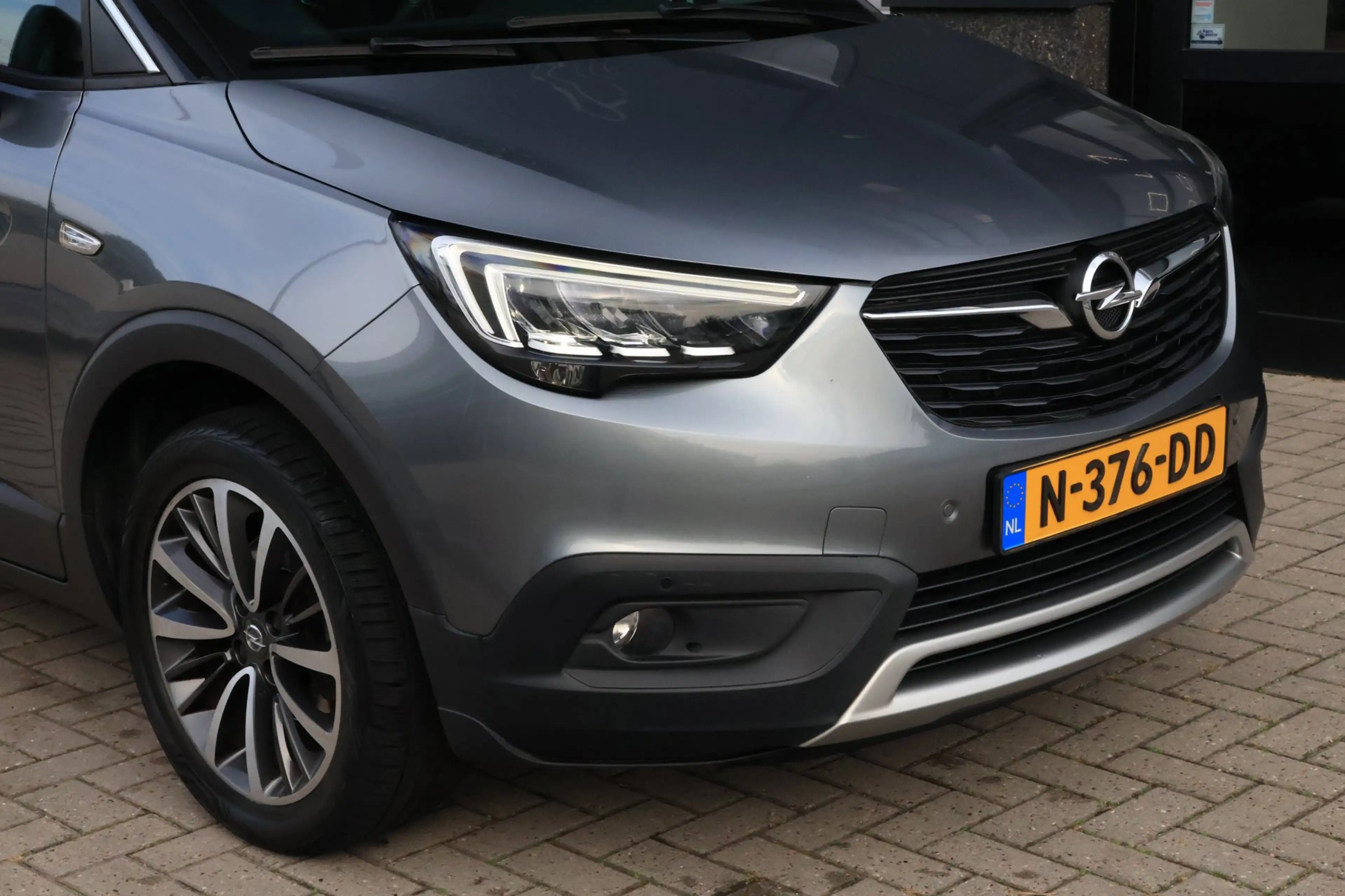 Opel Crossland X 1.2 Turbo Innovation — photo 8