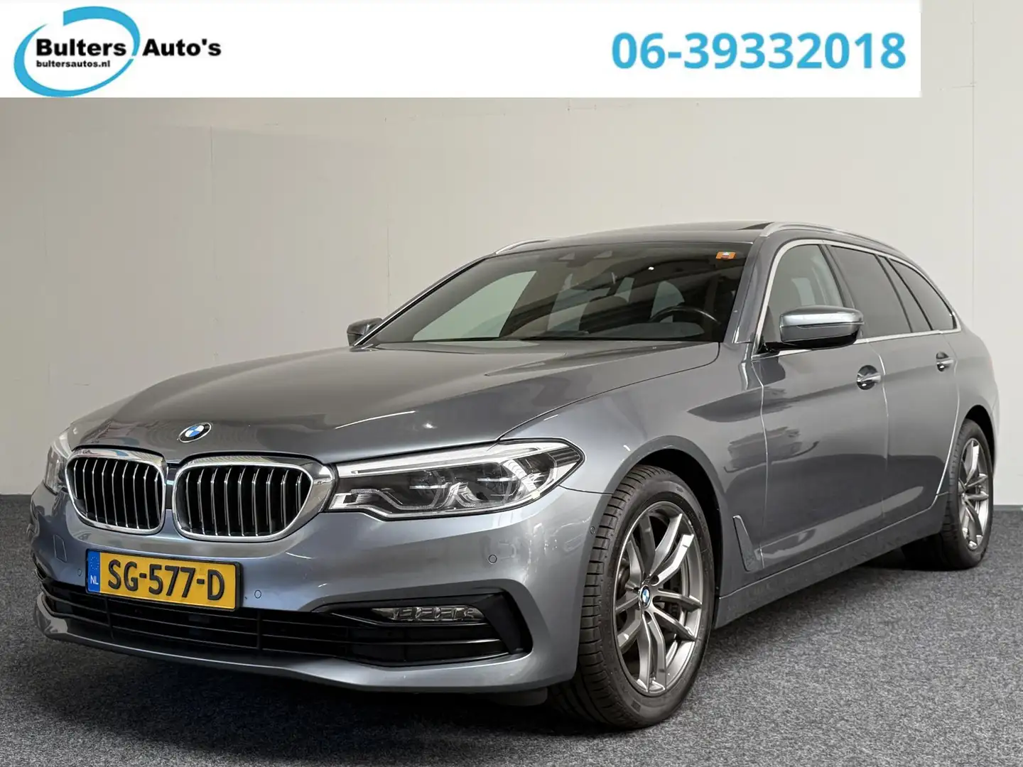 BMW 520 5-serie Touring 520d High Executive PANO | LEDER | Grijs - 1