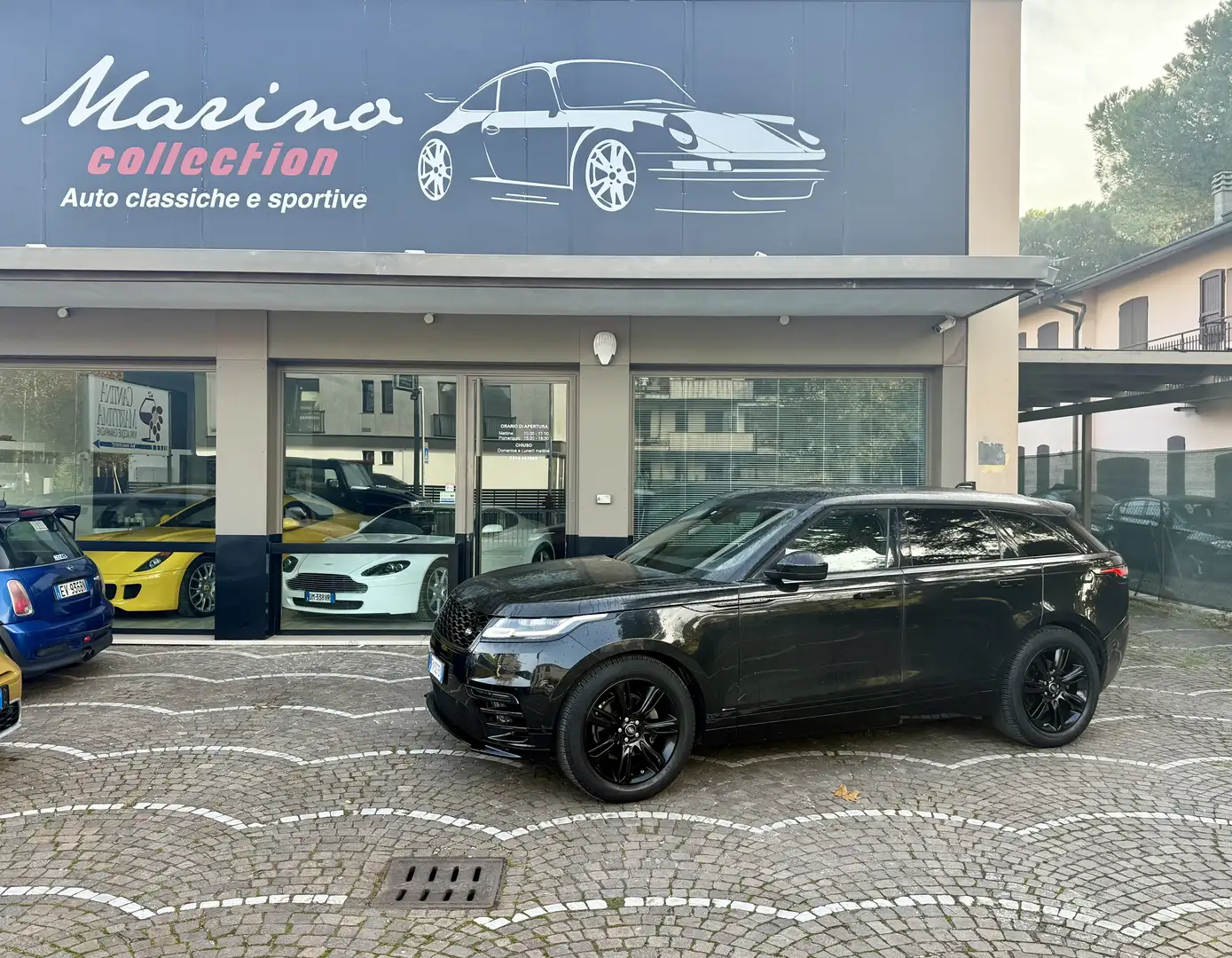 Land Rover Range Rover Velar 2.0d i4 R-Dynamic 240cv - UNICO PROPRIETARIO Negro - 1