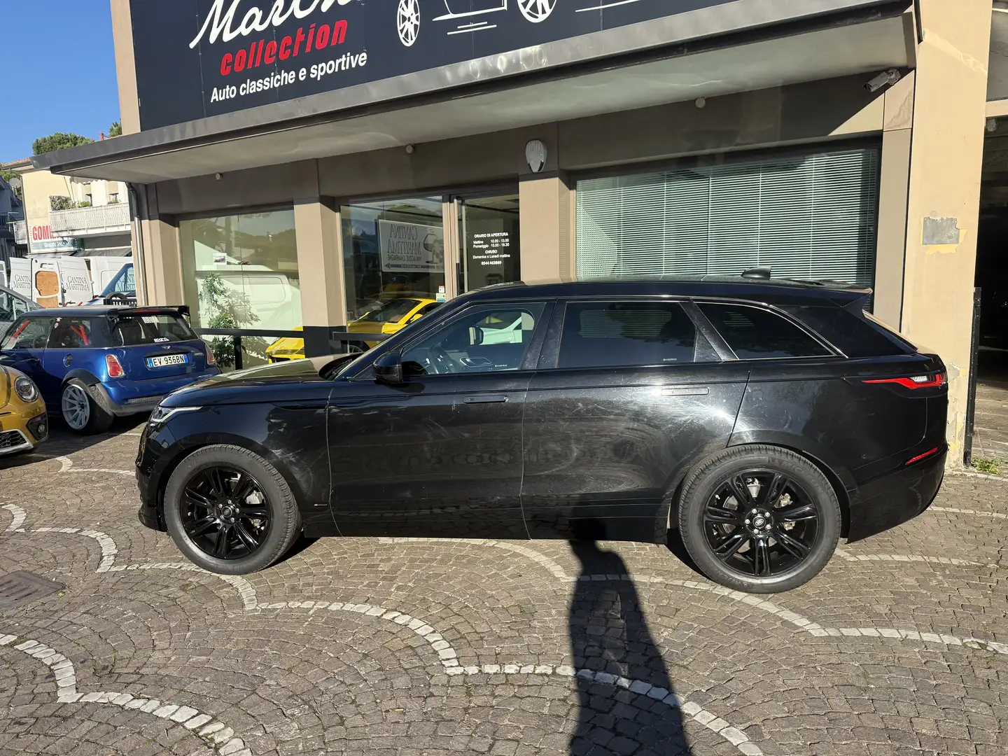 Land Rover Range Rover Velar 2.0d i4 R-Dynamic 240cv - UNICO PROPRIETARIO Zwart - 2