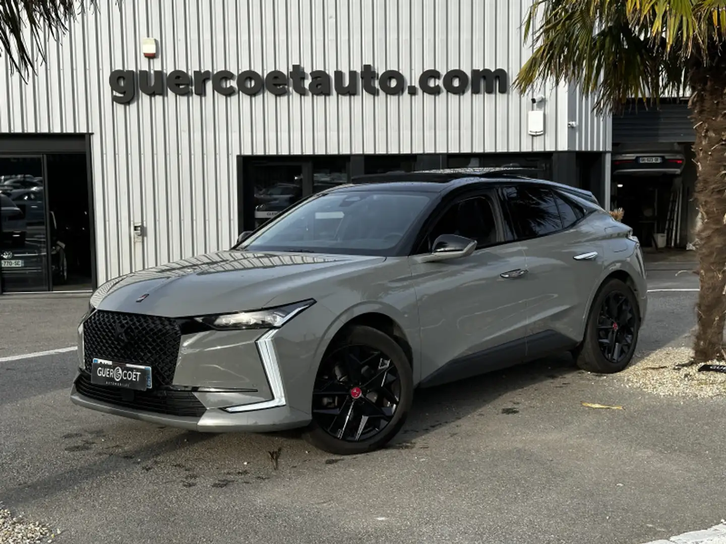 DS Automobiles DS 4 E-TENSE 225CH PERFORMANCE LINE + Gris - 1