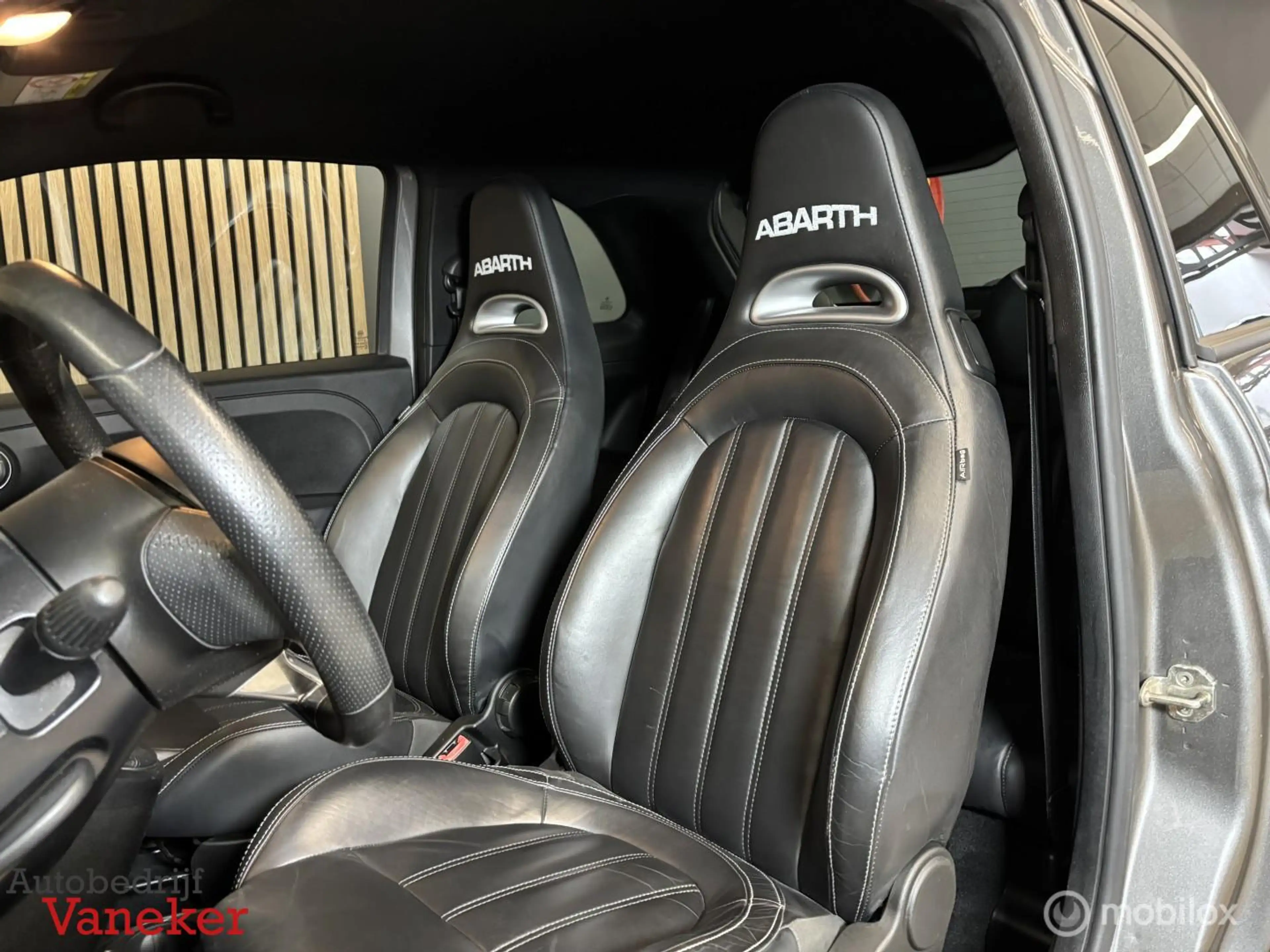 Abarth 595 Turismo 1.4 T-Jet Turismo|MONZA Uitlaat | LEDER | 84DKM — photo 19