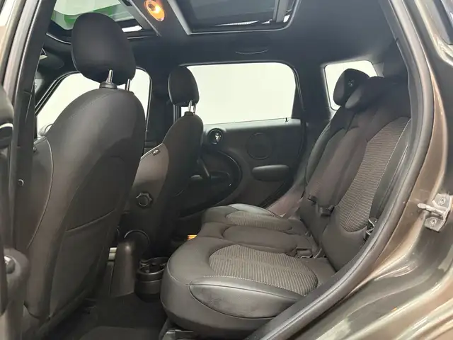 Mini Countryman view 11