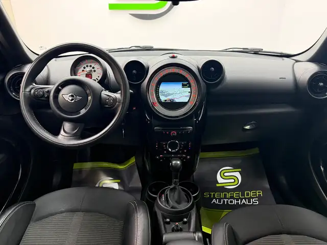 Mini Countryman view 13