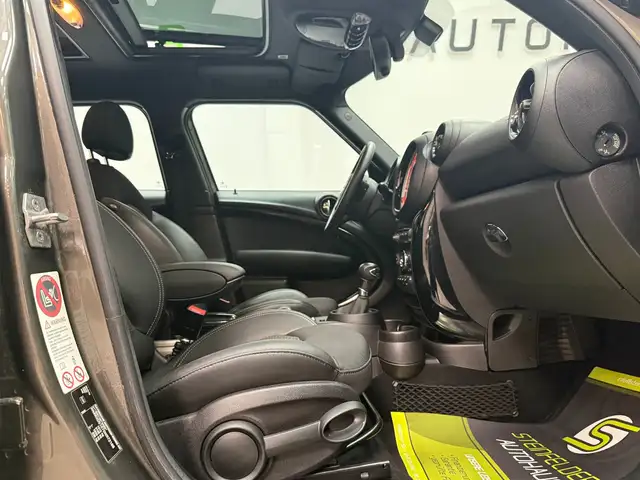 Mini Countryman view 10