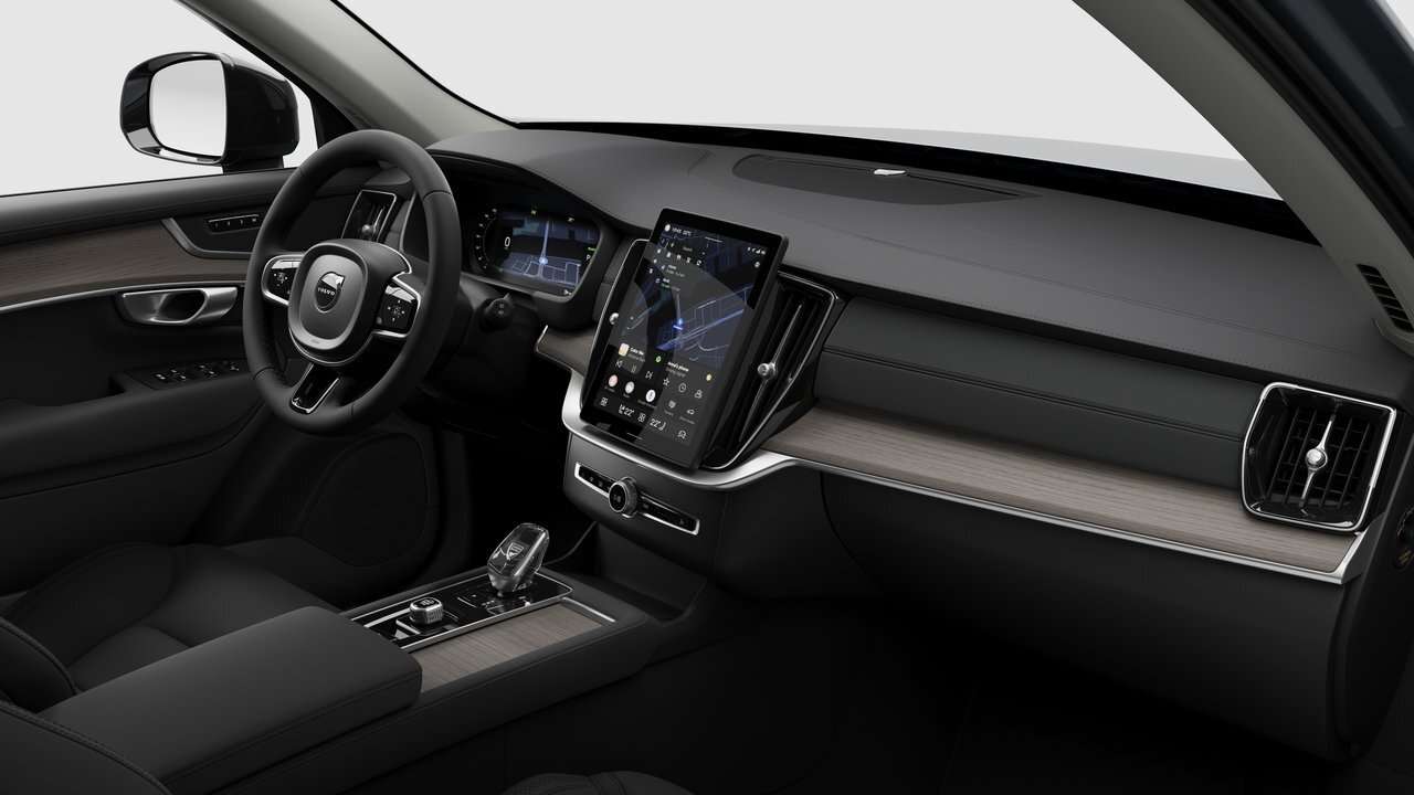 2026 Volvo XC90 Plus 7-Seater (Dark Theme) thumb 10