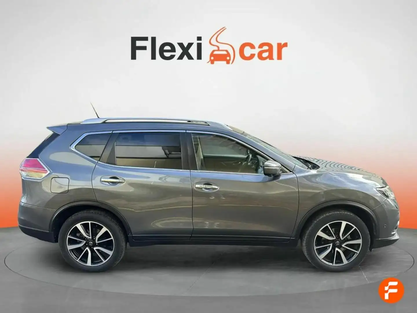 Nissan X-Trail 1.6 dCi N-Connecta 4x2 XTronic 7 pl. Amarillo - 2