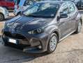 Toyota Yaris 1.5h BUSINESS 92cv SAFETYPACK TELECAM Grigio - thumbnail 4