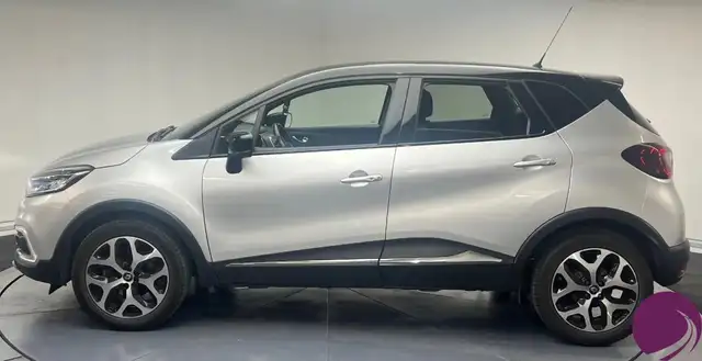 Renault Captur view 3