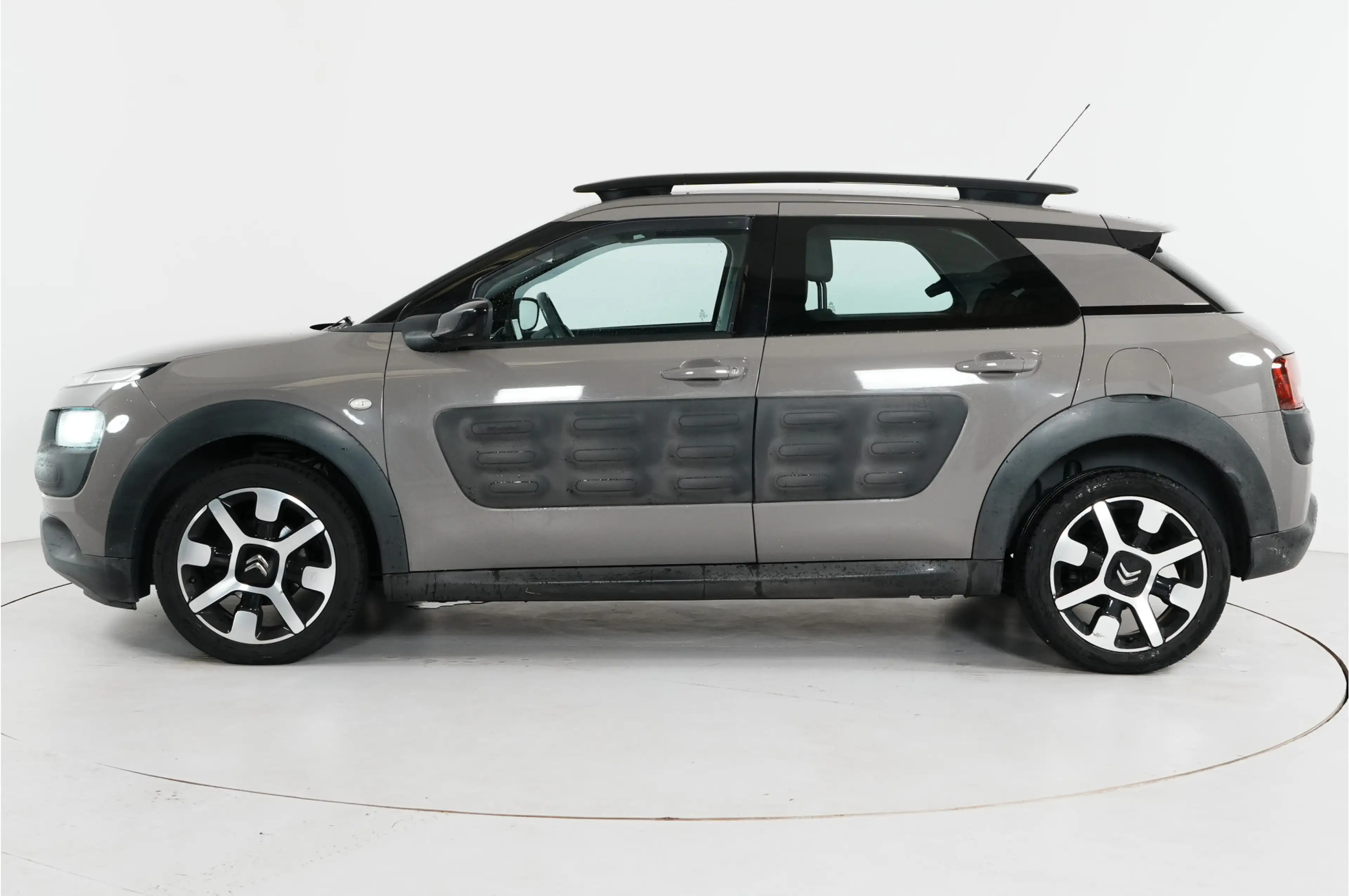 Citroen C4 Cactus 1.6 BlueHDi Feel | Trekhaak | Cruise | — photo 8