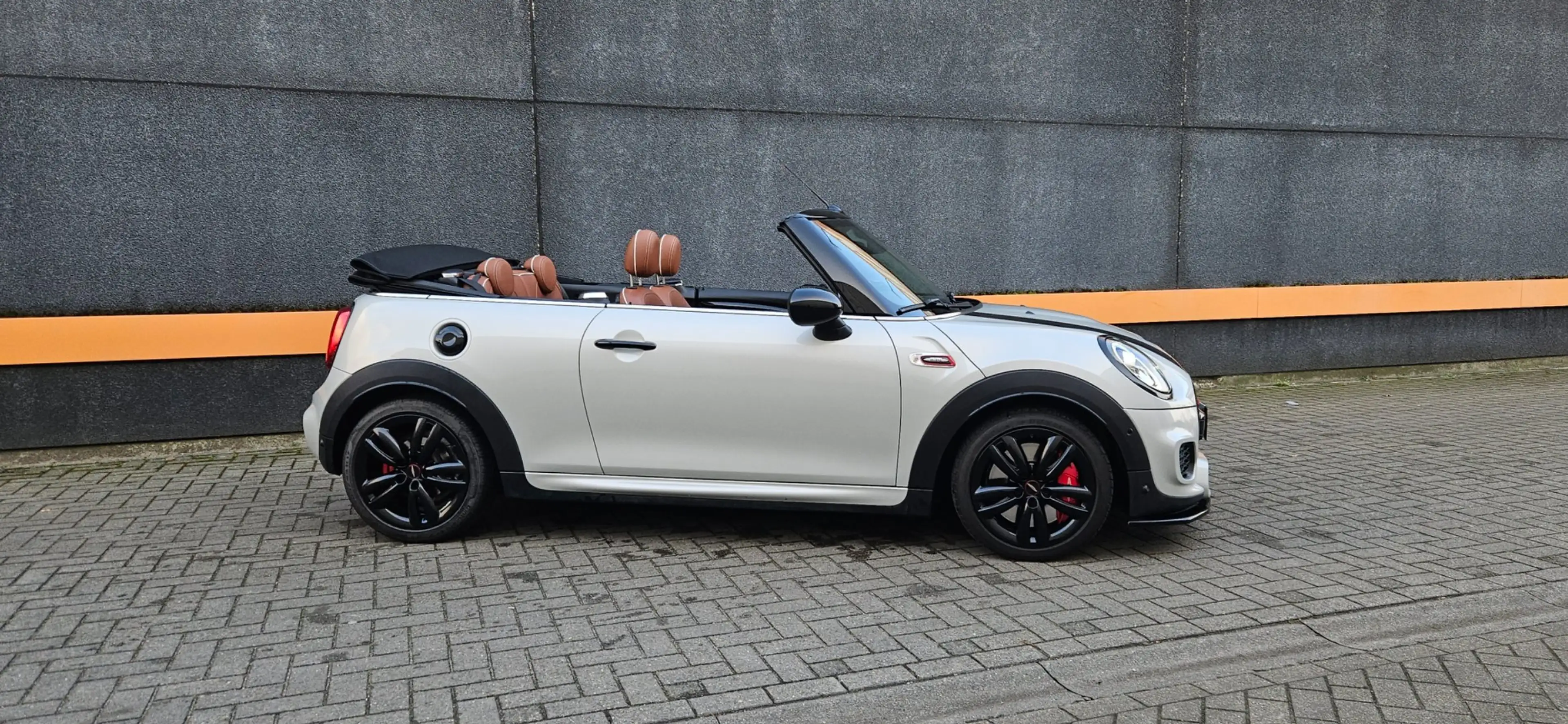 MINI John Cooper Works Cabrio 2.0AS MEGA FULL IN NIEUWSTAAT ***AMPER 39000KM — photo 2