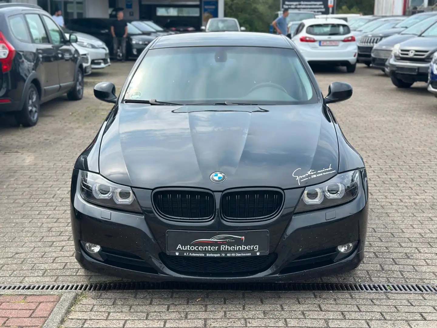 BMW 318 3 Lim. 318i*HU 07/2027*Inspektion Neu * Noir - 2